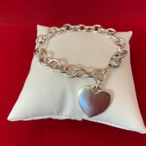 James Avery RETIRED 925 Classic Cable Bracelet with Heart 7"